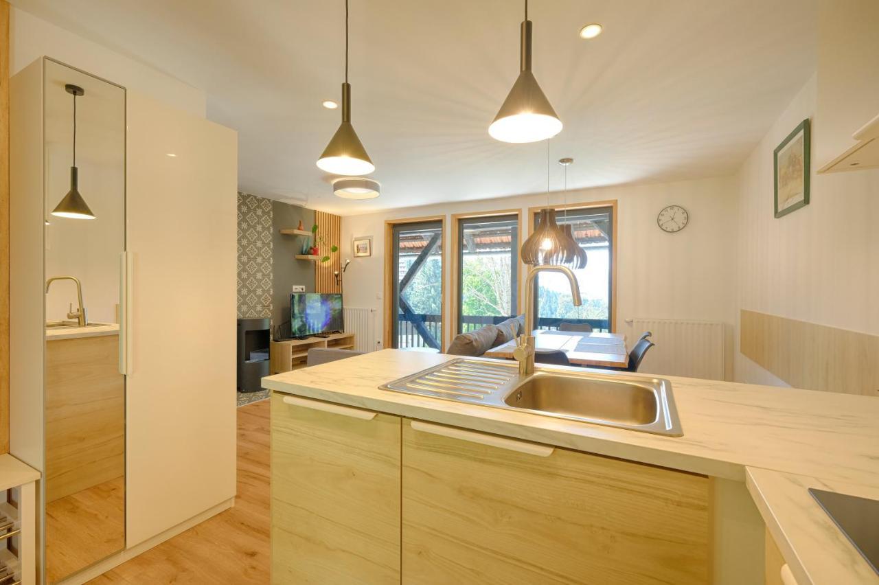 Apartments Pri Fencu Йесенице Екстериор снимка