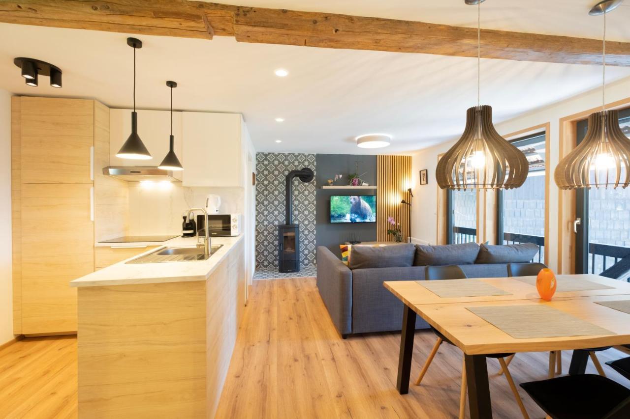 Apartments Pri Fencu Йесенице Екстериор снимка
