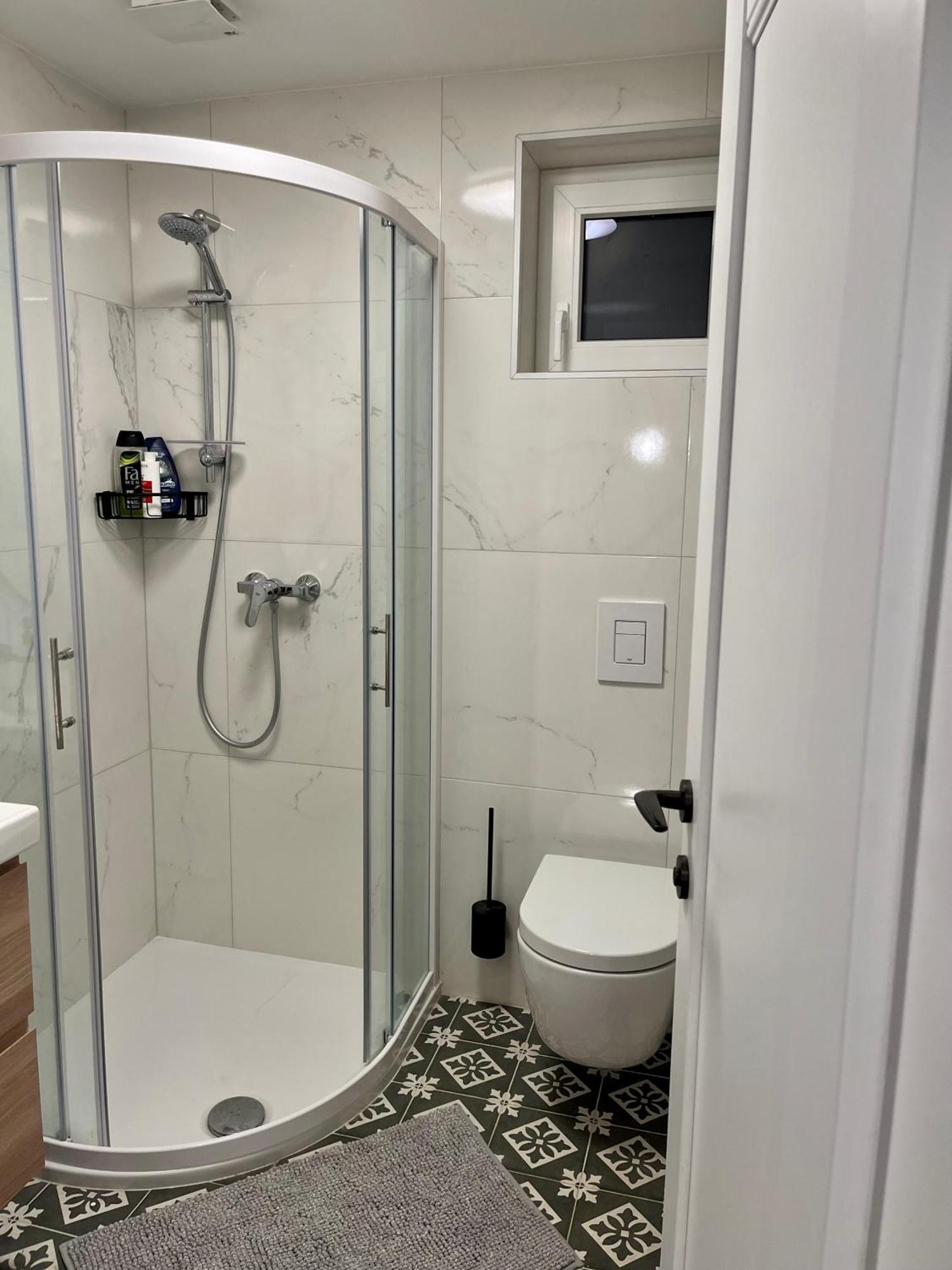 Apartments Pri Fencu Йесенице Екстериор снимка