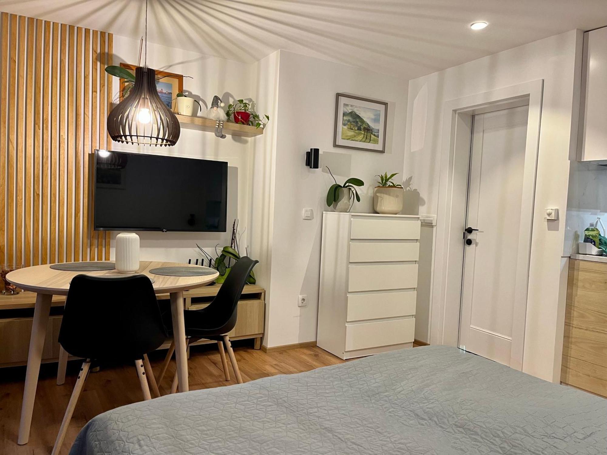 Apartments Pri Fencu Йесенице Екстериор снимка