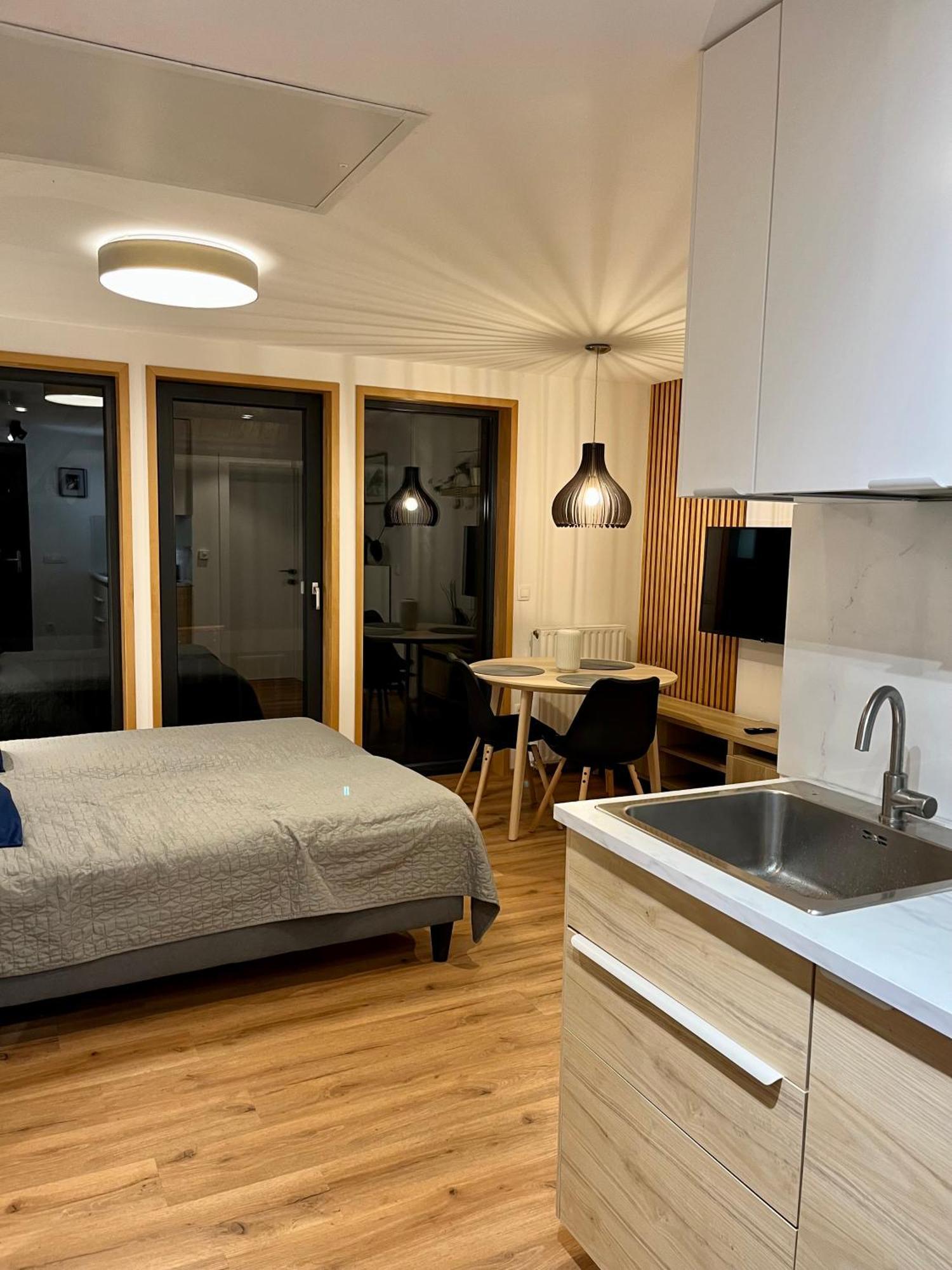 Apartments Pri Fencu Йесенице Екстериор снимка
