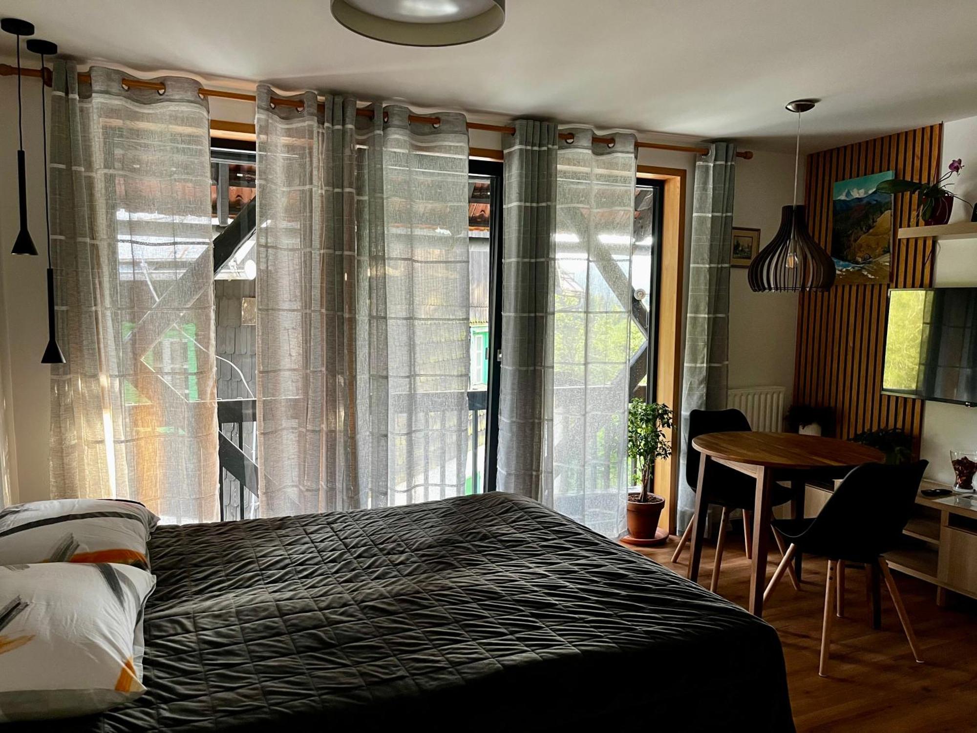 Apartments Pri Fencu Йесенице Екстериор снимка
